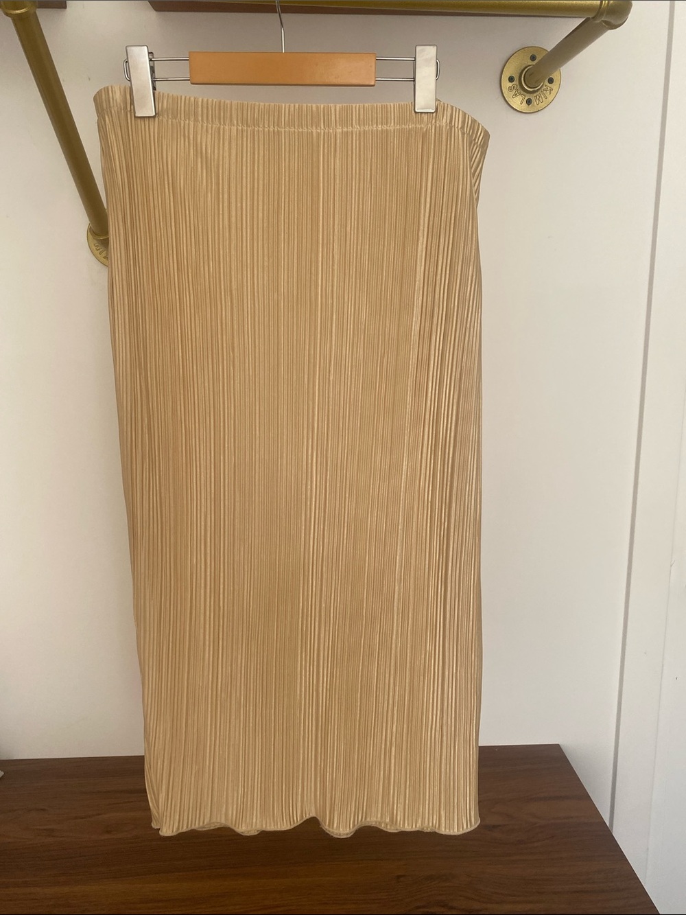 Women's Pleated Midi Skirt - Tan